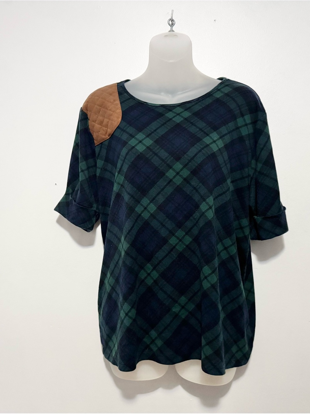 Plaid Short-Sleeve Top with Quilted Shoulder Patch - Green/Black